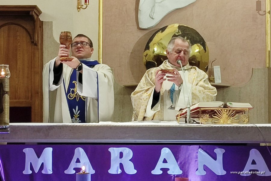 41 Ofiara eucharystczna.jpg